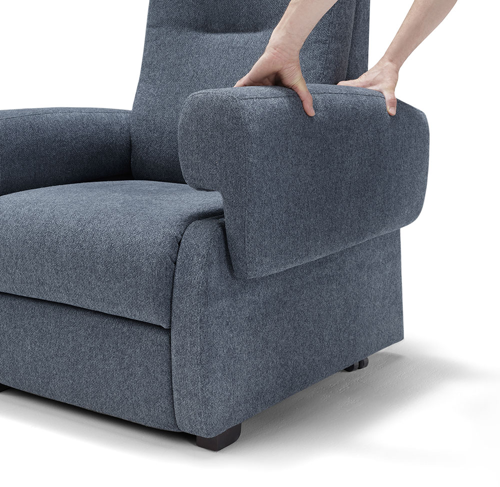 Poltrone relax con braccioli estraibili
